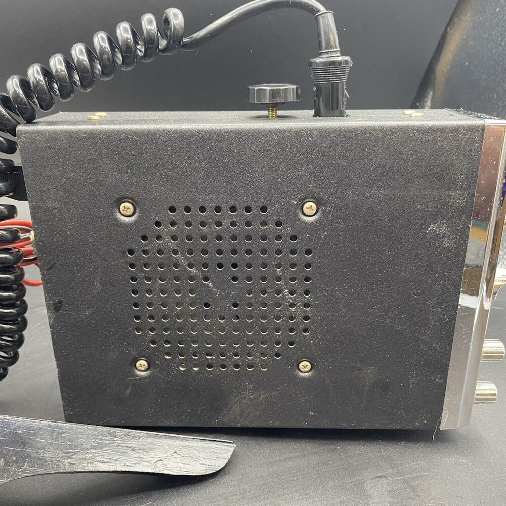 Realistic TRC-427 CB Mobile In-Vehicle Radio Tested. Works. - Picture 3 of 12